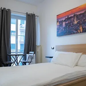 Genova Suite , Genova Italia
